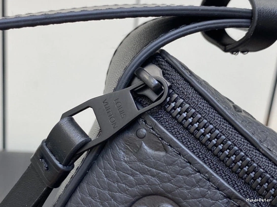 Crossbody VUITTON Moon LOUIS 0811
